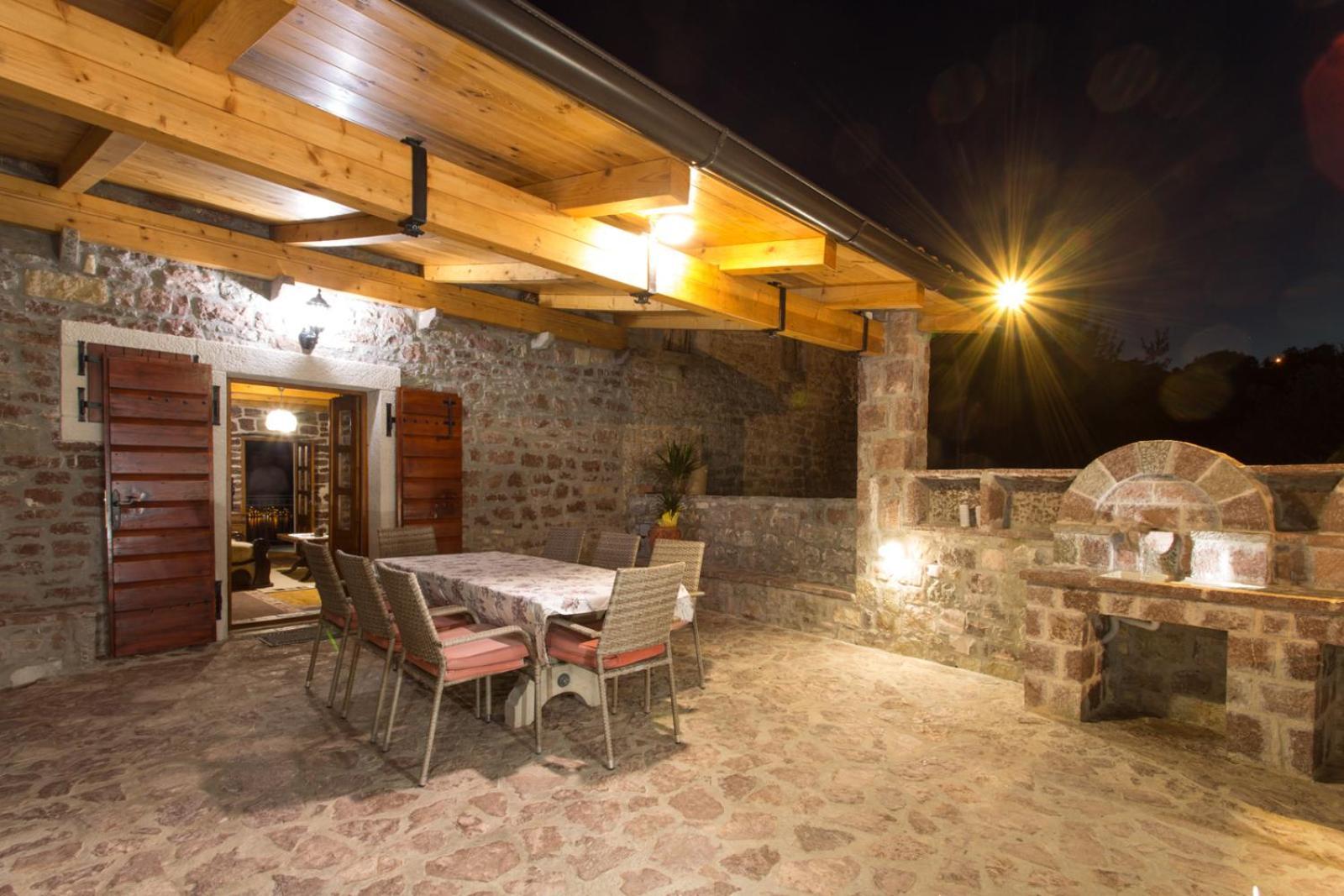 Old Stone House Villas Tivat Exterior photo